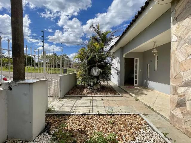 Casa / Sobrado para Venda em Santa Maria/RS Tancredo Neves 3 Quartos