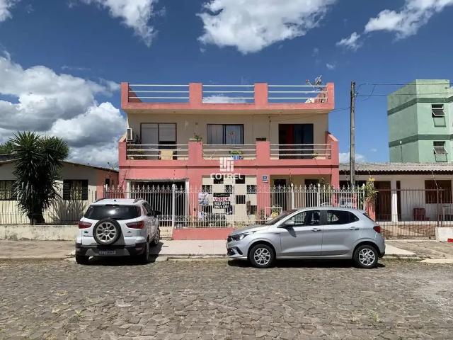 Casa / Sobrado para Venda em Santa Maria/RS Tancredo Neves 5 Quartos
