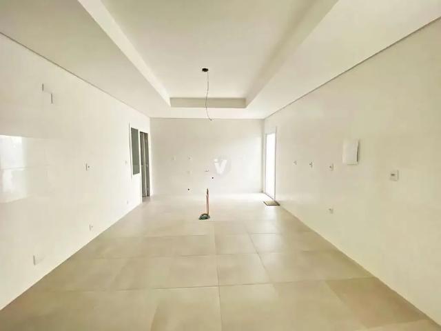 Casa / Sobrado para Venda em Santa Maria/RS Tomazetti 4 Quartos