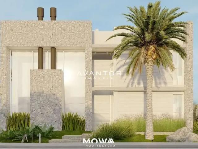 Casa / Sobrado para Venda em Santa Maria/RS Tomazetti 4 Quartos