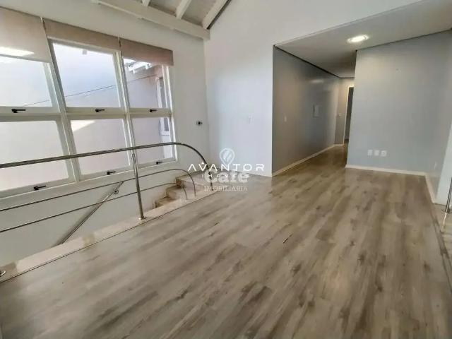 Casa / Sobrado para Venda em Santa Maria/RS Tomazetti 4 Quartos