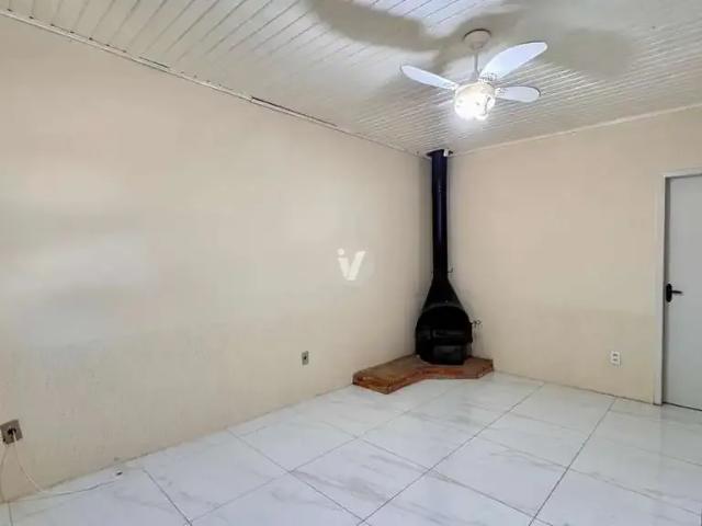 Casa / Sobrado para Venda em Santa Maria/RS Tomazetti 2 Quartos