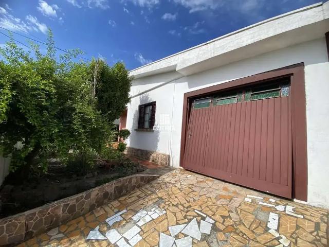 Casa / Sobrado para Venda em Santa Maria/RS Tomazetti 3 Quartos
