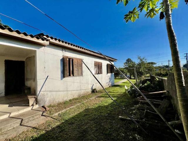 Casa / Sobrado para Venda em Santa Maria/RS Tomazetti 3 Quartos