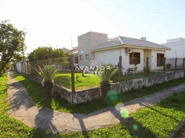 Casa / Sobrado para Venda em Santa Maria/RS Tomazetti 3 Quartos