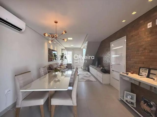 Casa / Sobrado para Venda em Santa Maria/RS Tomazetti 3 Quartos