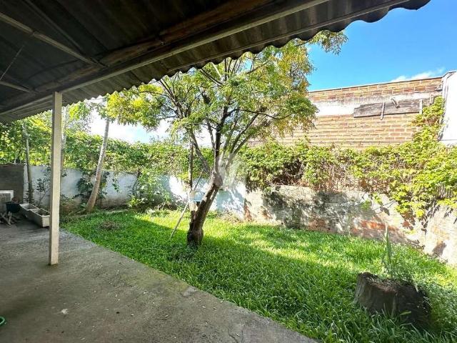 Casa / Sobrado para Venda em Santa Maria/RS Tomazetti 3 Quartos