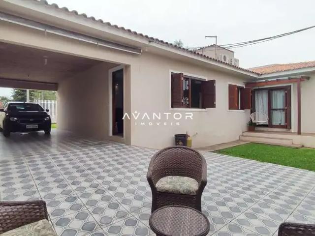 Casa / Sobrado para Venda em Santa Maria/RS Tomazetti 3 Quartos