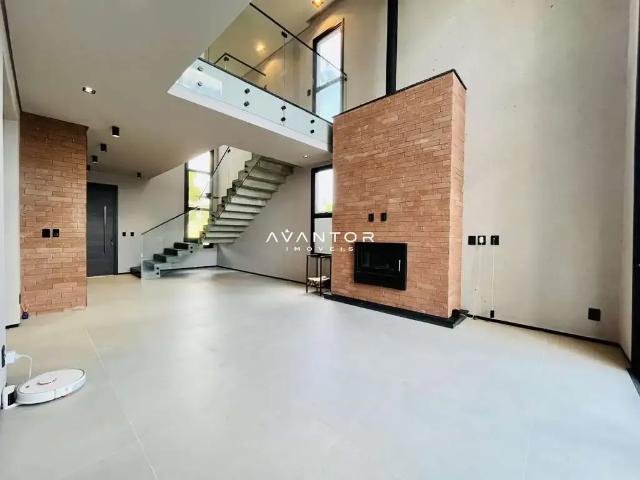 Casa / Sobrado para Venda em Santa Maria/RS Tomazetti 3 Quartos