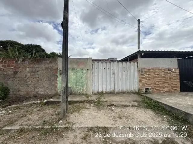 Casa / Sobrado para Venda em Santa Rita/PB Heitel Santiago 2 Quartos