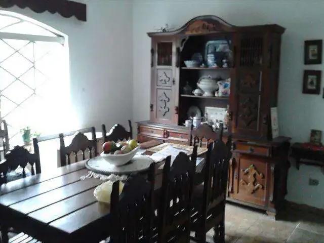 Casa / Sobrado para Venda em Santana de Parnaíba/SP Centro 6 Quartos