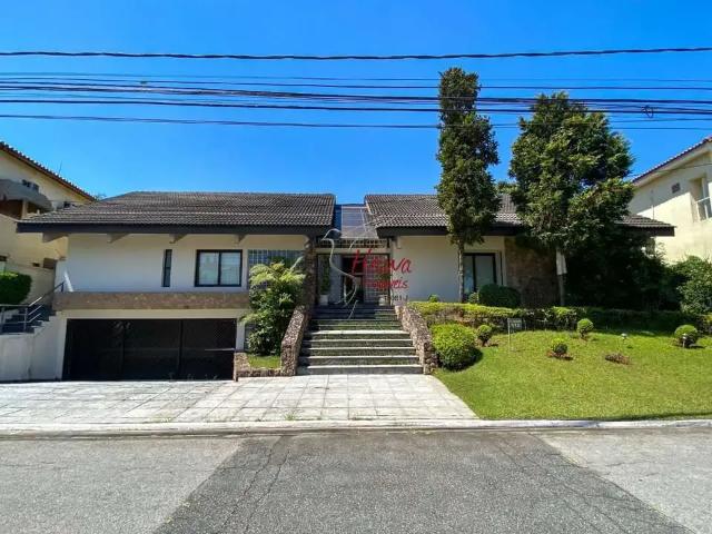 Casa / Sobrado para Venda em Santana de Parnaíba/SP Alphaville 4 Quartos