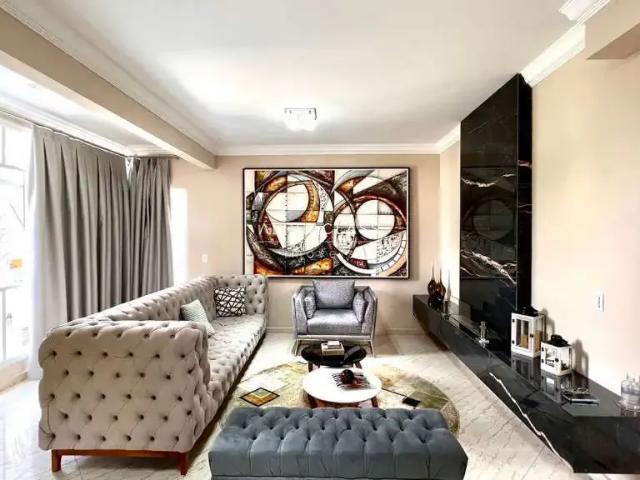 Casa / Sobrado para Venda em Santana de Parnaíba/SP Alphaville 5 Quartos