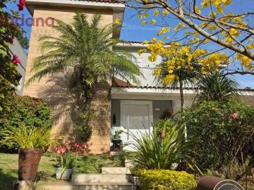 Casa / Sobrado para Venda em Santana de Parnaíba/SP Alphaville 4 Quartos