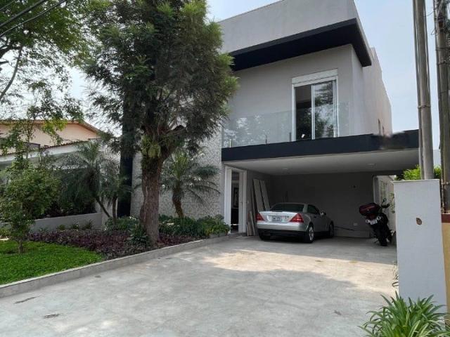 Casa / Sobrado para Venda em Santana de Parnaíba/SP Alphaville 4 Quartos