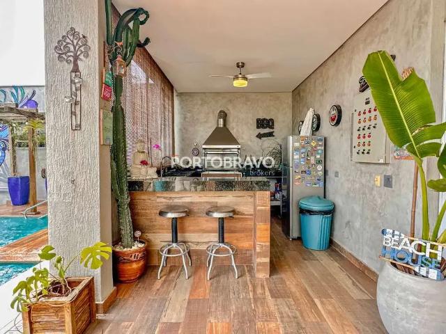 Casa / Sobrado para Venda em Santana de Parnaíba/SP Alphaville 4 Quartos