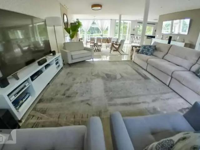 Casa / Sobrado para Venda em Santana de Parnaíba/SP Alphaville 5 Quartos
