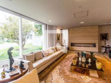 Casa / Sobrado para Venda em Santana de Parnaíba/SP Alphaville 5 Quartos