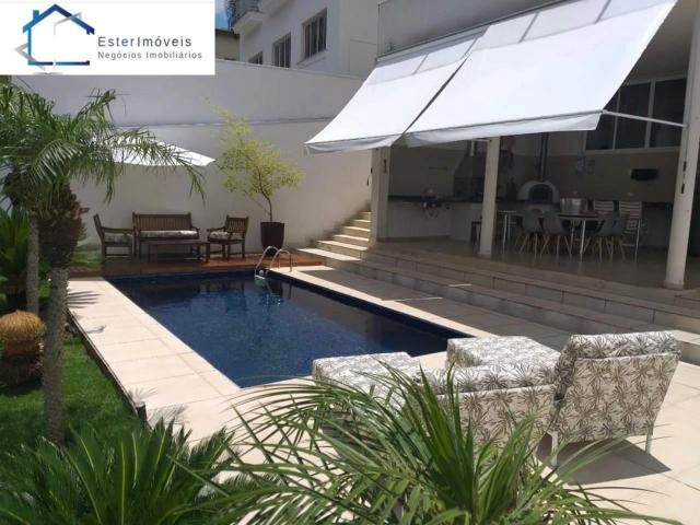Casa / Sobrado para Venda em Santana de Parnaíba/SP Alphaville 5 Quartos