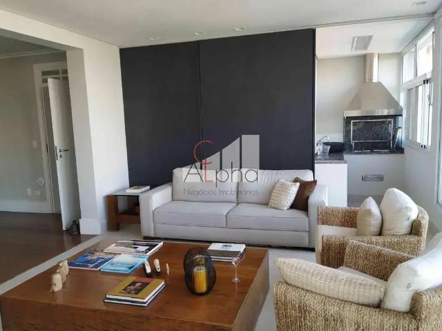 Casa / Sobrado para Venda em Santana de Parnaíba/SP Alphaville 5 Quartos