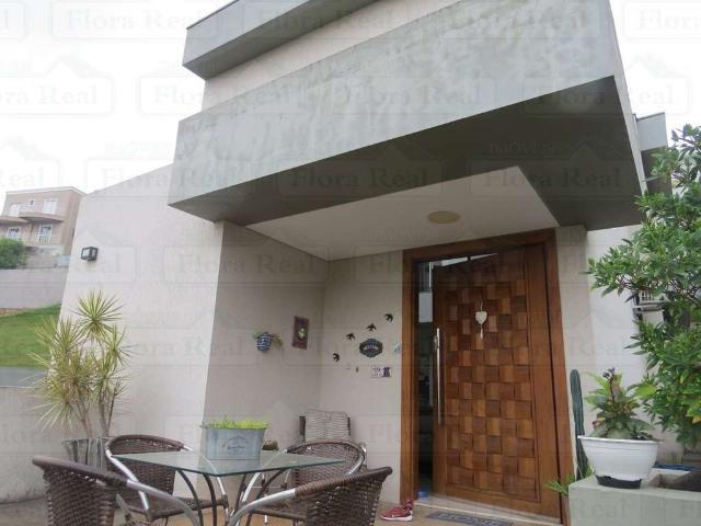 Casa / Sobrado para Venda em Santana de Parnaíba/SP Alphaville 3 Quartos