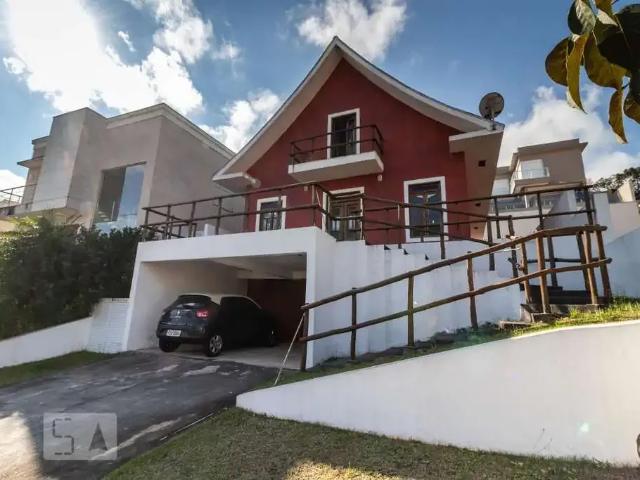 Casa / Sobrado para Venda em Santana de Parnaíba/SP Alphaville 3 Quartos