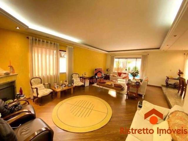 Casa / Sobrado para Venda em Santana de Parnaíba/SP Alphaville Residencial 5 4 Quartos