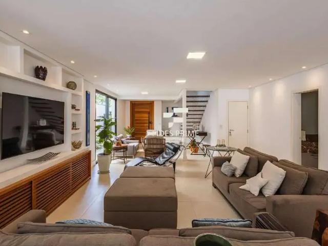 Casa / Sobrado para Venda em Santana de Parnaíba/SP Alphaville Residencial 3 4 Quartos