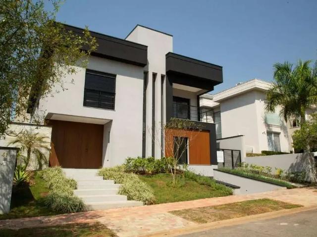Casa / Sobrado para Venda em Santana de Parnaíba/SP Genesis 1 5 Quartos