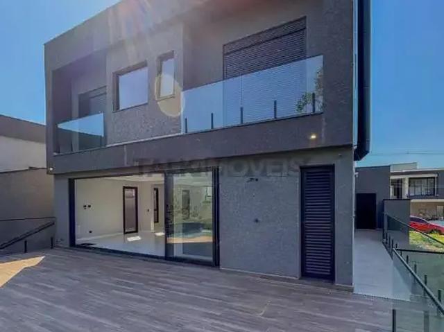 Casa / Sobrado para Venda em Santana de Parnaíba/SP Sítio do Morro 4 Quartos