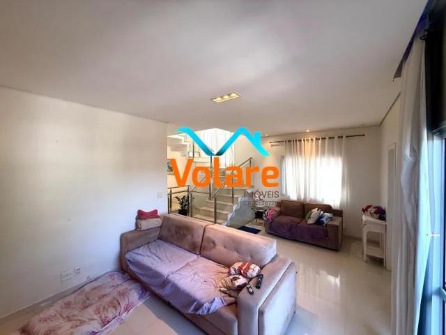 Casa / Sobrado para Venda em Santana de Parnaíba/SP Suru 3 Quartos