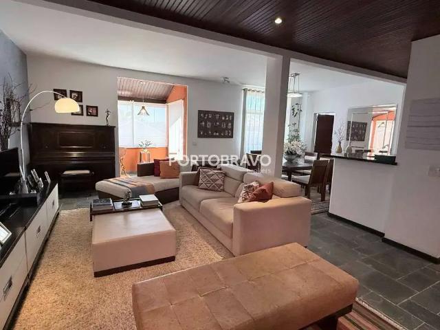 Casa / Sobrado para Venda em Santana de Parnaíba/SP Parque Paraíso 4 Quartos