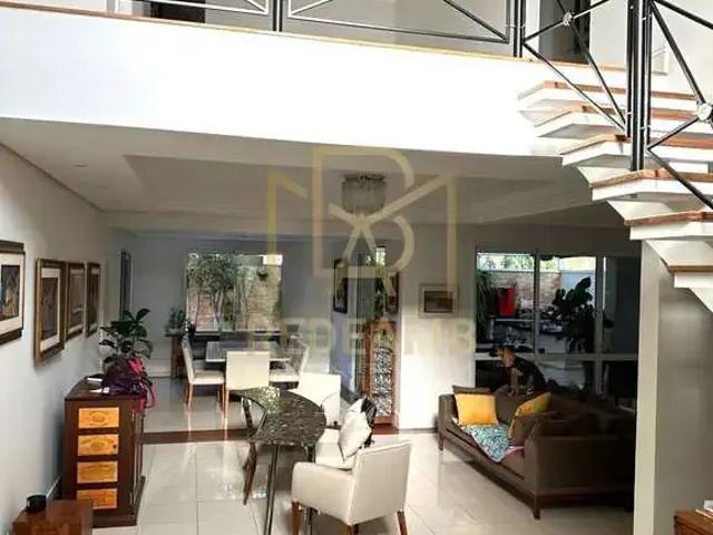 Casa / Sobrado para Venda em Santana de Parnaíba/SP Tamboré 4 Quartos