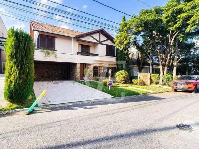 Casa / Sobrado para Venda em Santana de Parnaíba/SP Tamboré 4 Quartos