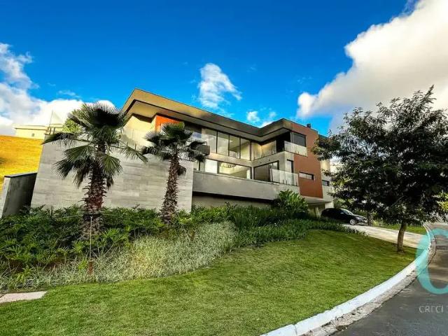 Casa / Sobrado para Venda em Santana de Parnaíba/SP Tamboré 4 Quartos
