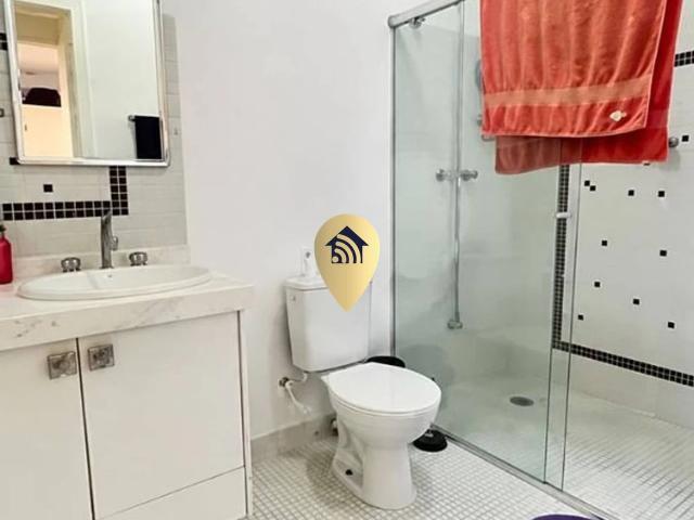 Casa / Sobrado para Venda em Santana de Parnaíba/SP Tamboré 5 Quartos