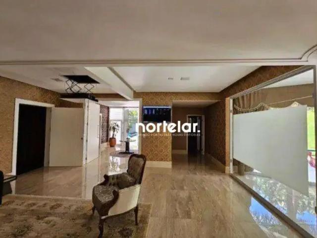 Casa / Sobrado para Venda em Santana de Parnaíba/SP Tamboré 5 Quartos