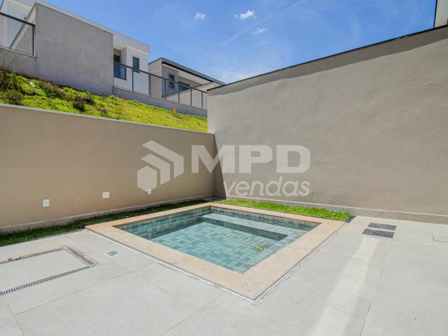 Casa / Sobrado para Venda em Santana de Parnaíba/SP Tamboré 3 Quartos