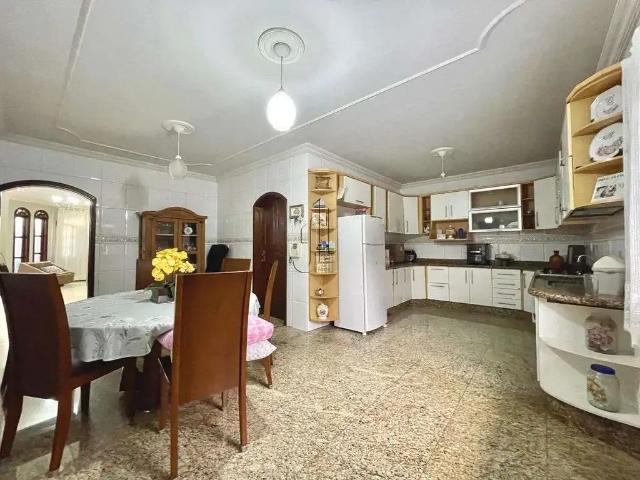 Casa / Sobrado para Venda em Santana do Paraíso/MG Cidade Nova 4 Quartos