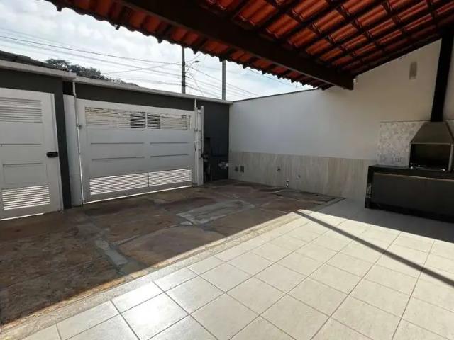 Casa / Sobrado para Venda em Santana do Paraíso/MG Cidade Nova 4 Quartos