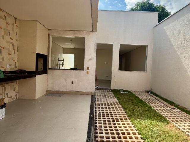 Casa / Sobrado para Venda em Santana do Paraíso/MG Jardim Vitória 3 Quartos