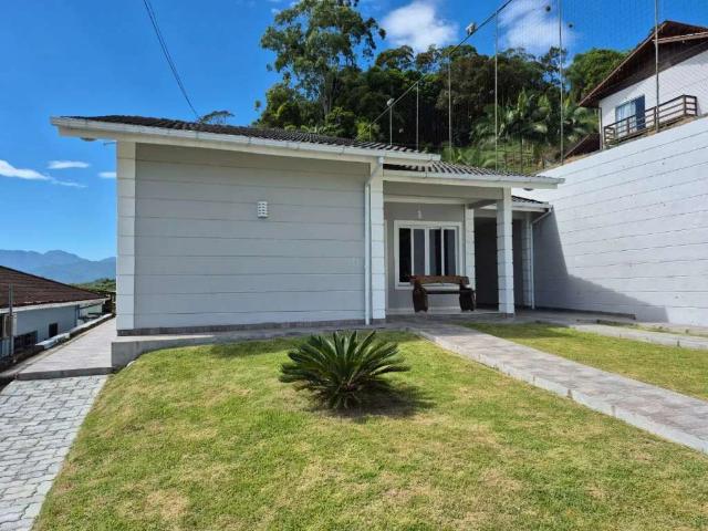 Casa / Sobrado para Venda em Santo Amaro da Imperatriz/SC Centro 3 Quartos