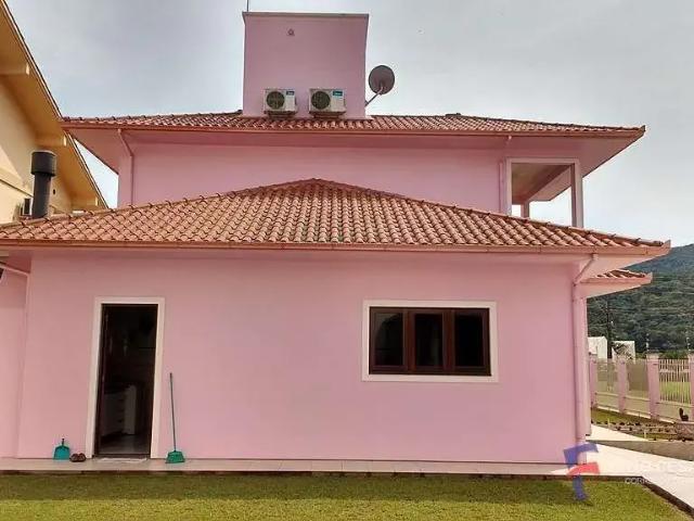 Casa / Sobrado para Venda em Santo Amaro da Imperatriz/SC Centro 3 Quartos