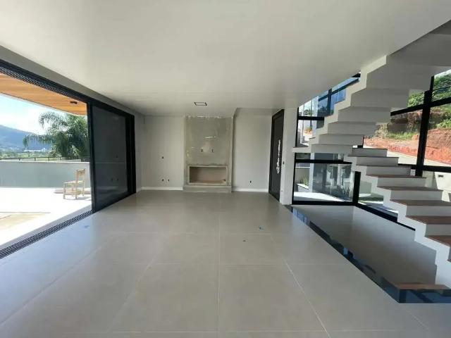 Casa / Sobrado para Venda em Santo Amaro da Imperatriz/SC Centro 3 Quartos