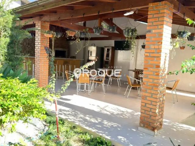 Casa / Sobrado para Venda em Santo Amaro da Imperatriz/SC Centro 4 Quartos