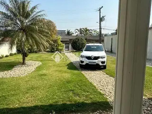 Casa / Sobrado para Venda em Santo Amaro da Imperatriz/SC Centro 4 Quartos