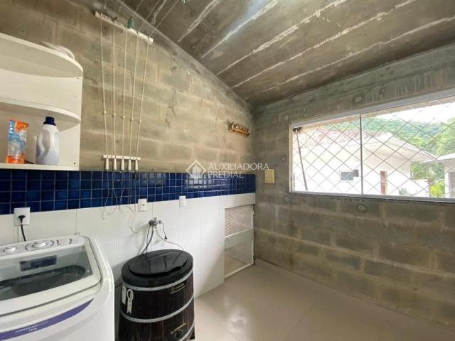 Casa / Sobrado para Venda em Santo Amaro da Imperatriz/SC Varginha 3 Quartos