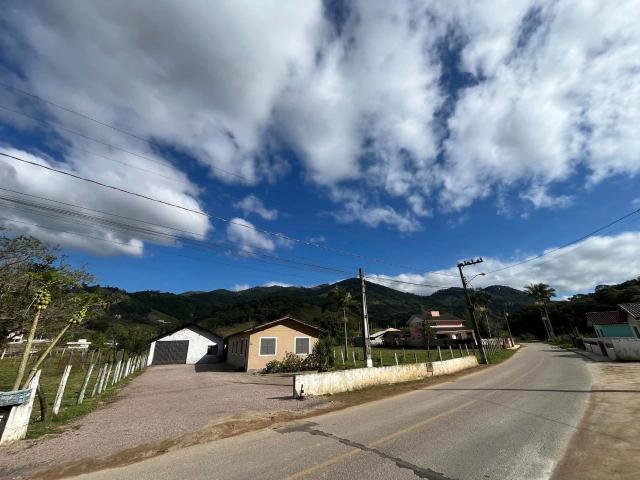 Casa / Sobrado para Venda em Santo Amaro da Imperatriz/SC Varginha 2 Quartos