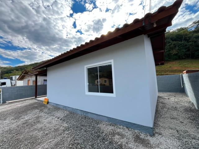 Casa / Sobrado para Venda em Santo Amaro da Imperatriz/SC Varginha 2 Quartos