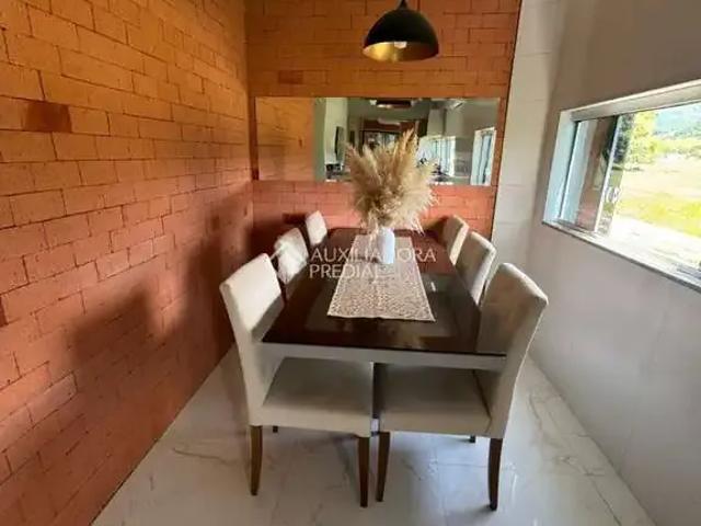Casa / Sobrado para Venda em Santo Amaro da Imperatriz/SC Vila Santana 4 Quartos